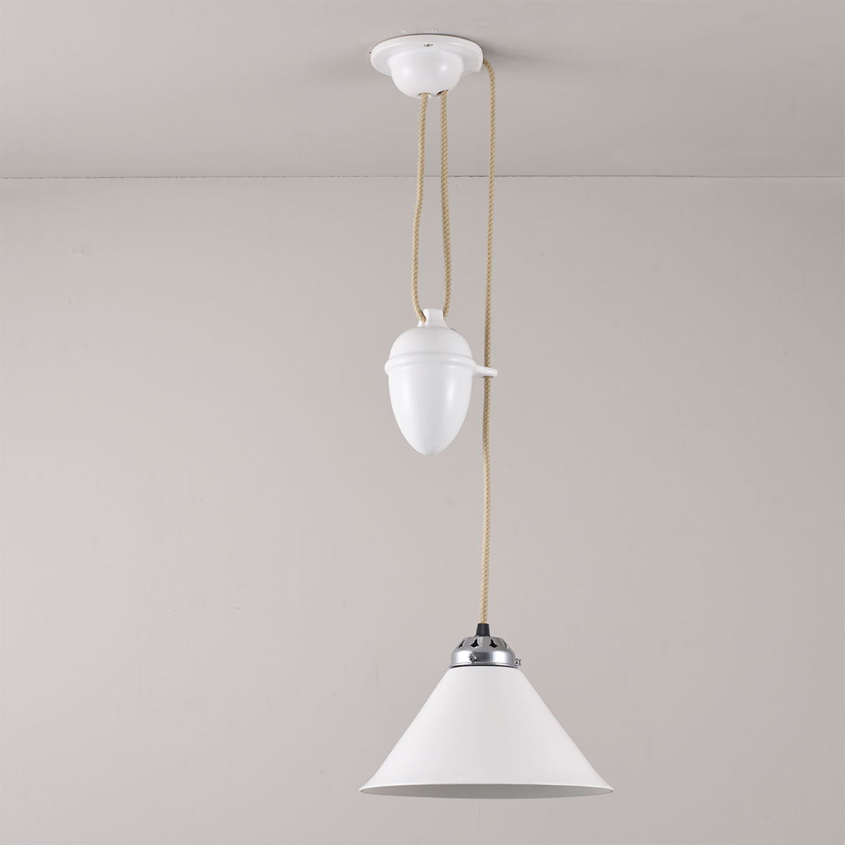Kleine Esstisch Pendelleuchte Mit Porzellanschirm Cobb Casa Lumi