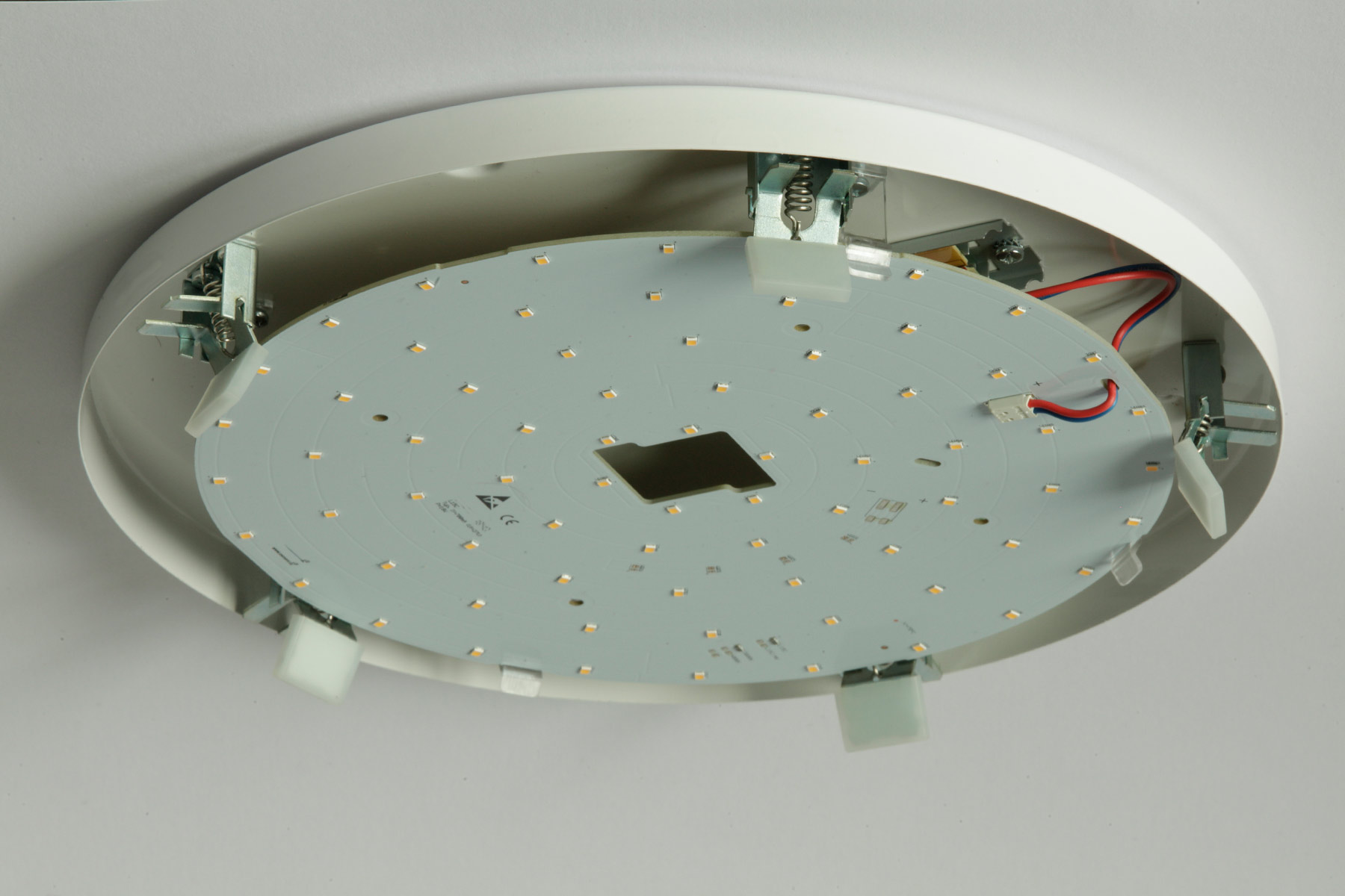 Opalglas-Deckenleuchte CARA mit Zierring-Blende, Ø 24–53 cm - Casa Lumi