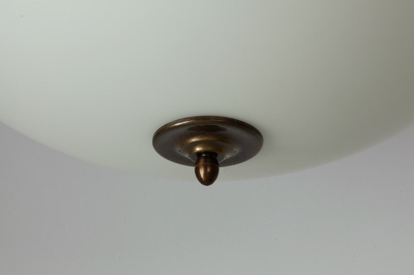 Klassische Deckenleuchte mit matt-opaler Glasschale Ø 38 cm - Casa Lumi