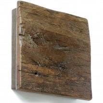 Quadratische Wandleuchte aus antikem Massivholz (40 cm)