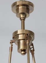 Art déco-Pendelleuchter mit Kegelgläsern BASILEA von Art Nouveau Lamps, Bild 9: Messing antik patiniert