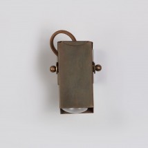Kleiner, handgefertigter Strahler aus Frankreich CUBISPOT 45 mm von Atelier Lumin'Art, Bild 23: Ausführung Messing geätzt