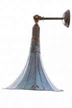 Originelle Wandleuchte mit Grammophon-Schirm von Aire Lighting, Bild 5: Wandlampe mit Grammophon-Schirm (Altmessing)