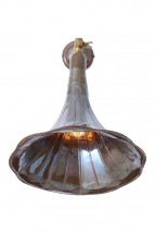 Originelle Wandleuchte mit Grammophon-Schirm von Aire Lighting, Bild 4: Wandlampe mit Grammophon-Schirm (Altmessing)