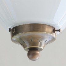 Jugendstil Deckenleuchte aus Messing mit Glas-Kegel Ø 30 cm von Jugendstil-Leuchtenwerkstatt, Bild 5: Der Schirmhalter in der Ausführung Alt-Messing