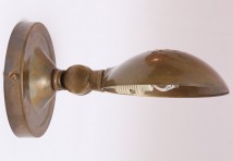 Kleine abgeschirmte Wandleuchte mit Gelenk von Aire Lighting, Bild 3: Alt-Messing patiniert