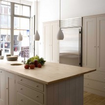 Elegante Tropfen-Pendelleuchte aus Porzellan BTC Drop One - Casa Lumi