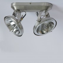 Rustikaler Doppel-Strahler CENT an Deckenleiste von Authent, Bild 4: Nostalgischer Doppel-Strahler, hier Nickel satiniert (mit Halogen-Leuchtmitteln)