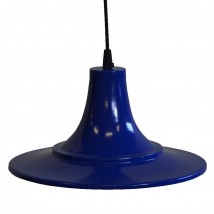 Pendelleuchte mit geschwungenem Schirm (Ø 30 cm)