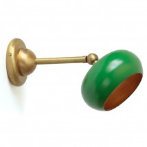 Kleine italienische Wandleuchte mit bauchigem Schirm