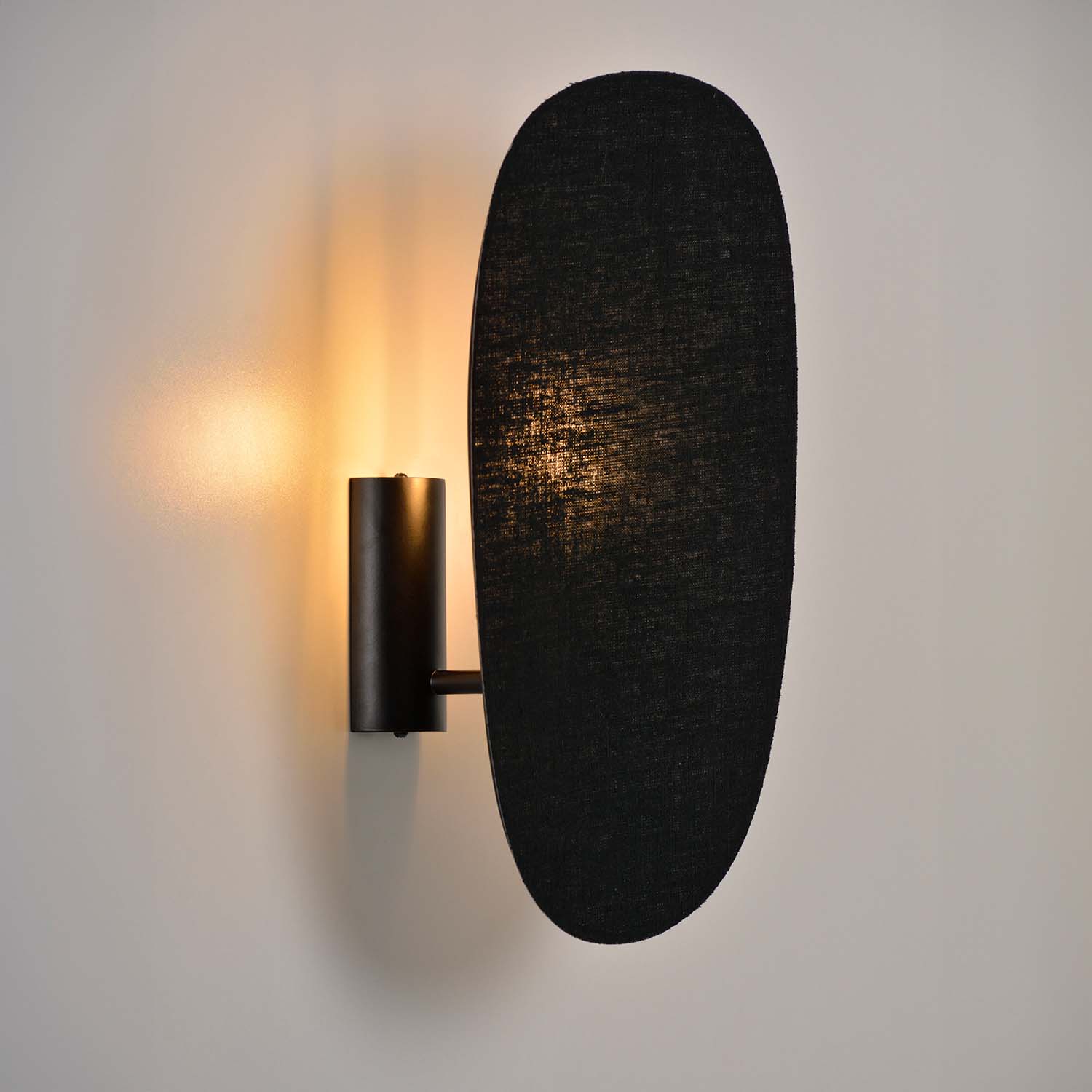 Wandleuchte im Retro-Design aus Leinen oder Raffia SCREEN 70's