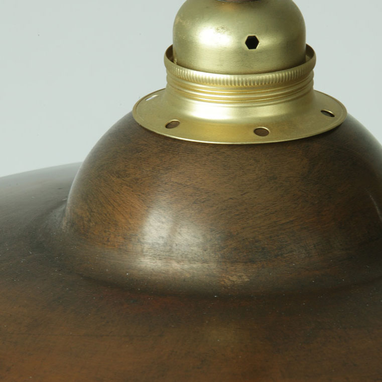 Bild 9: Detail des Schirms in Kupfer patiniert Rustikale Pendelleuchte aus Holland, verstellbar mit Gegengewicht: Detail des Schirms in Kupfer patiniert