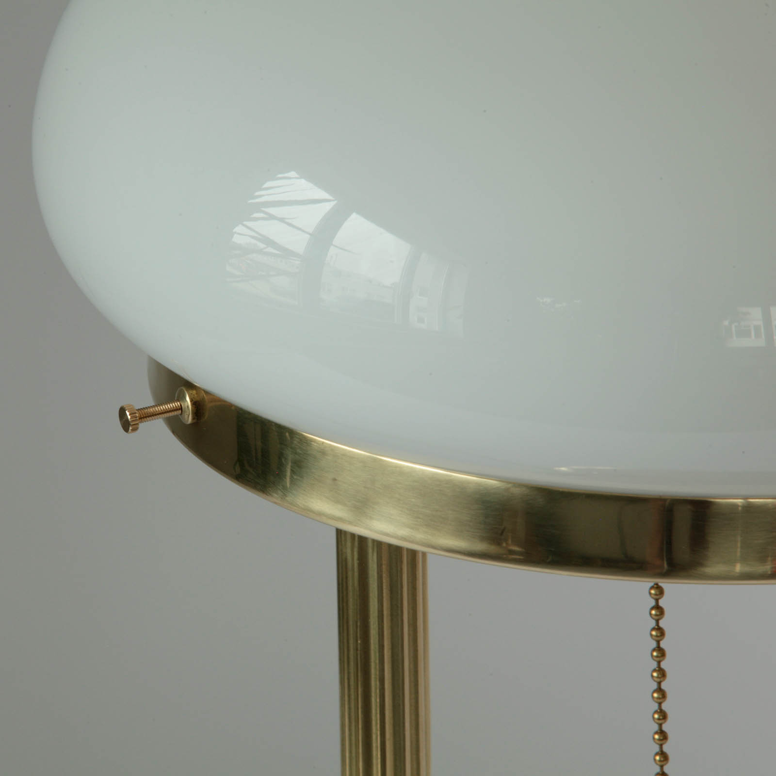 Fig. 6: Messing poliert, unlackiert Art Nouveau Table Lamp, Classic Brass Design with "Mushroom" Glass: Messing poliert, unlackiert