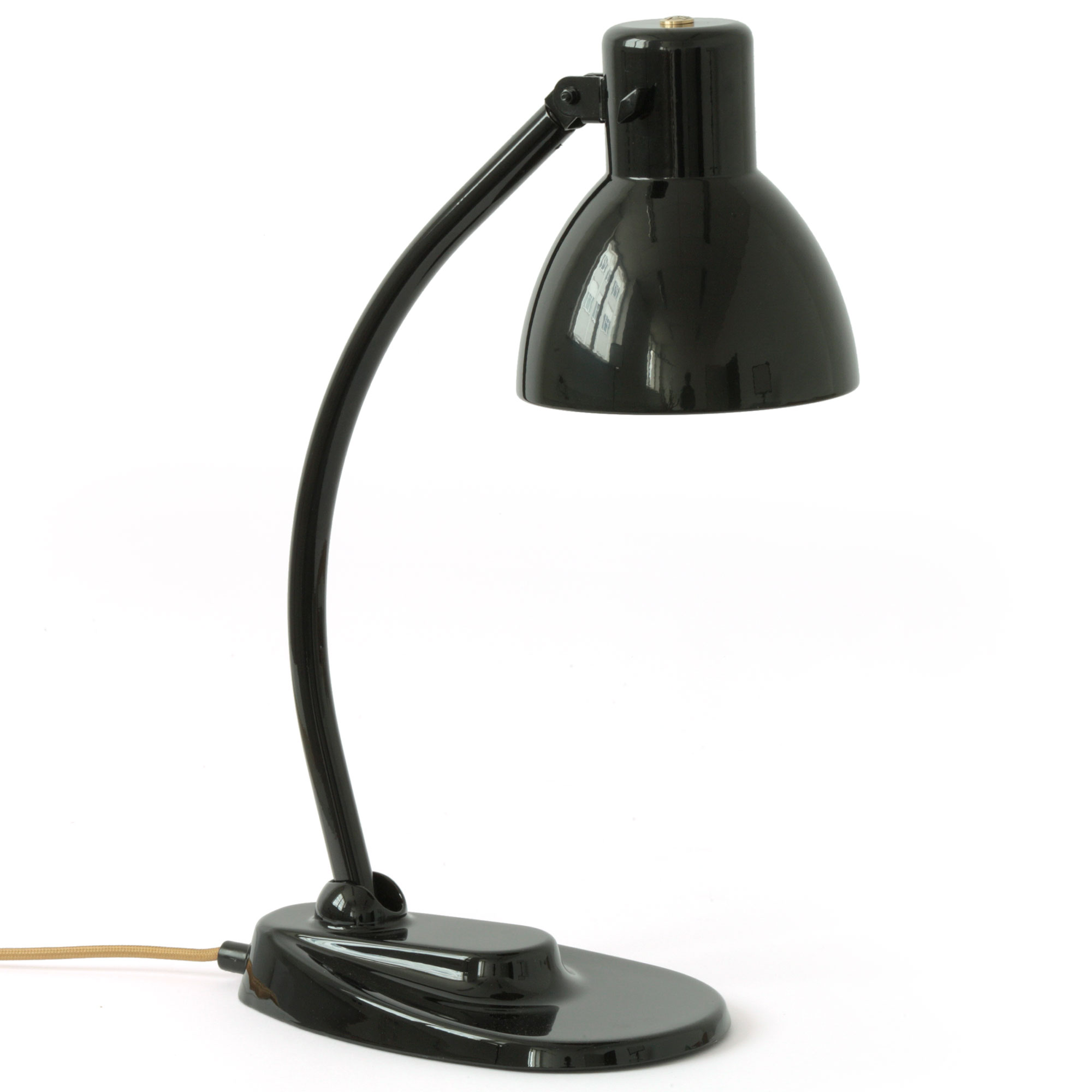 Design Classic: Bauhaus Desk Light Model 967 Design Classic: Bauhaus Desk Light Model 967