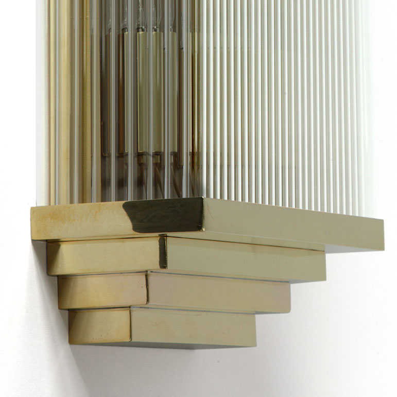 Kleine Art Déco-Wandleuchte mit eingelegten Kristall-Stäbchen, Bild 3 Kleine Art Déco-Wandleuchte mit eingelegten Kristall-Stäbchen, Bild 3