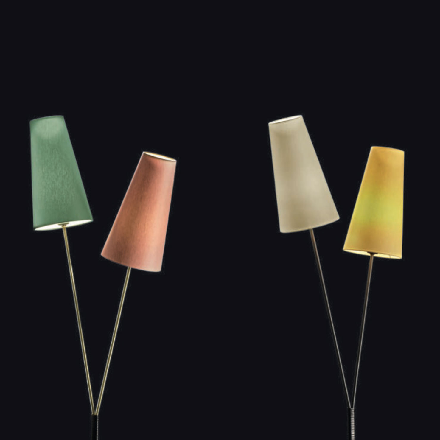 Zweiflammige Stehlampe im 50er Jahre-Look mit Stoffschirmen FIFTIES, viele Farben: Links: Mint + Rosa, Gestell matt vernickelt – Rechts:  Champagner + Gelb, Gestell schwarz