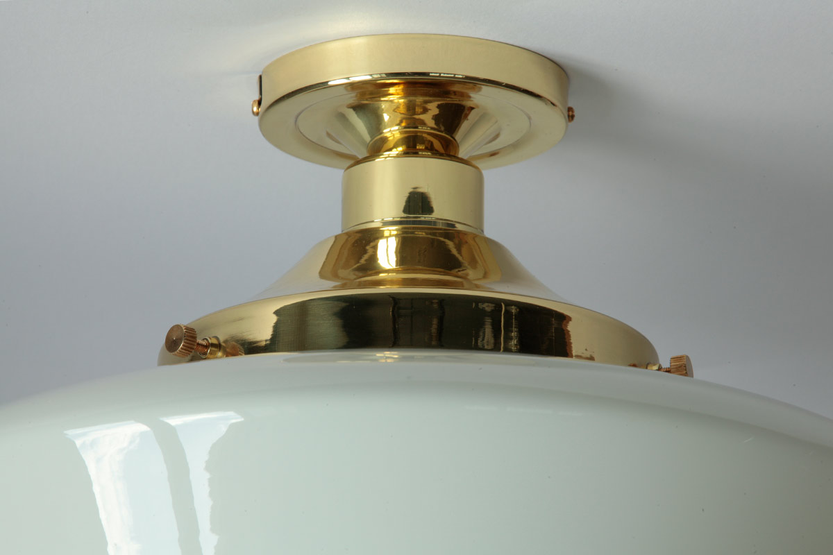 Traditionelle Deckenlampe mit Glasschirm Ø 35 cm: Messing poliert