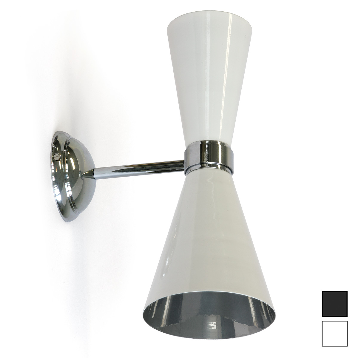 FARFALLA Up-Down-Wandleuchte, schwarz/weiß mit Chrom FARFALLA Up-Down-Wandleuchte, schwarz/weiß mit Chrom