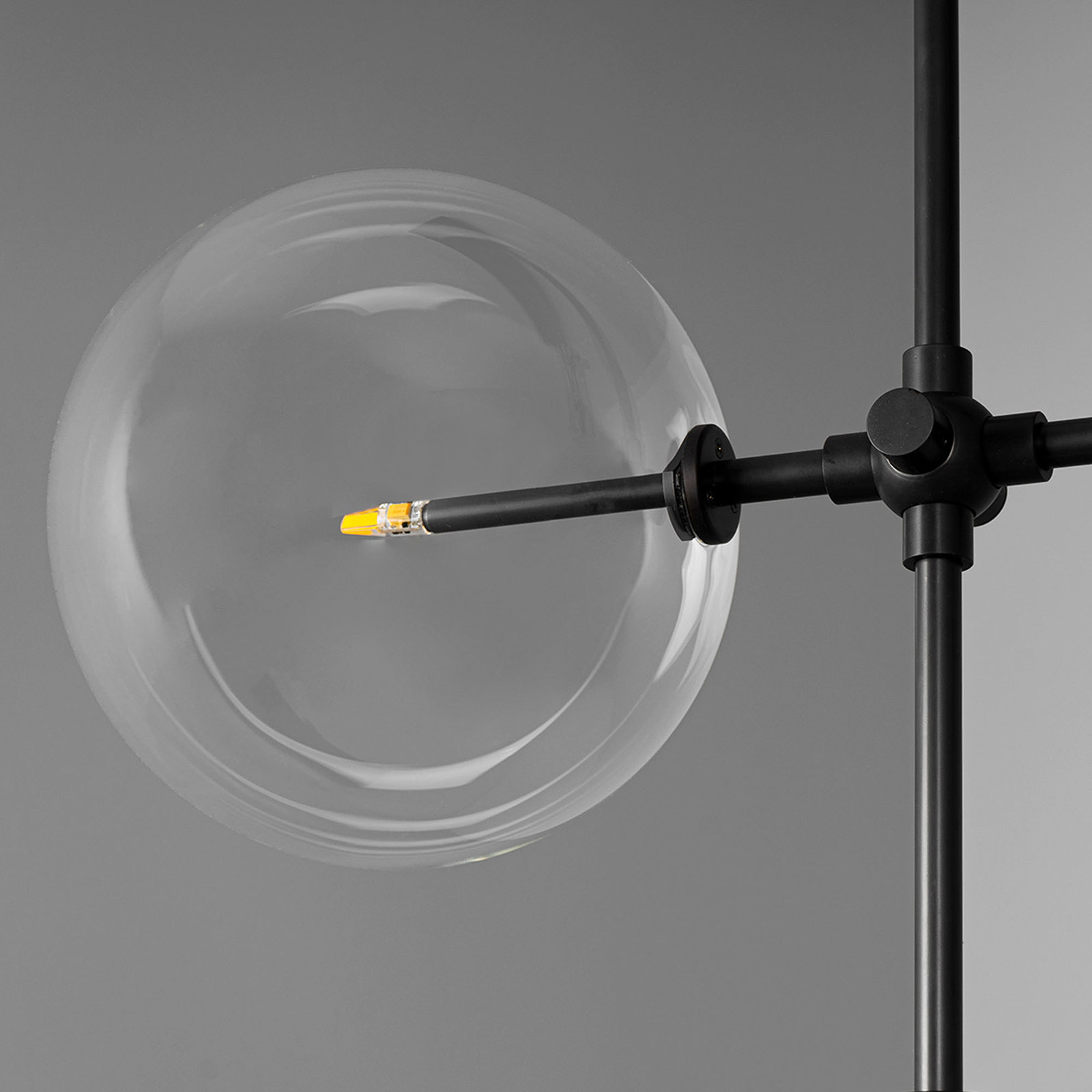 Zeitgenössischer Deckenleuchter mit sieben Glaskugeln, Bild 7 Zeitgenössischer Deckenleuchter mit sieben Glaskugeln, Bild 7