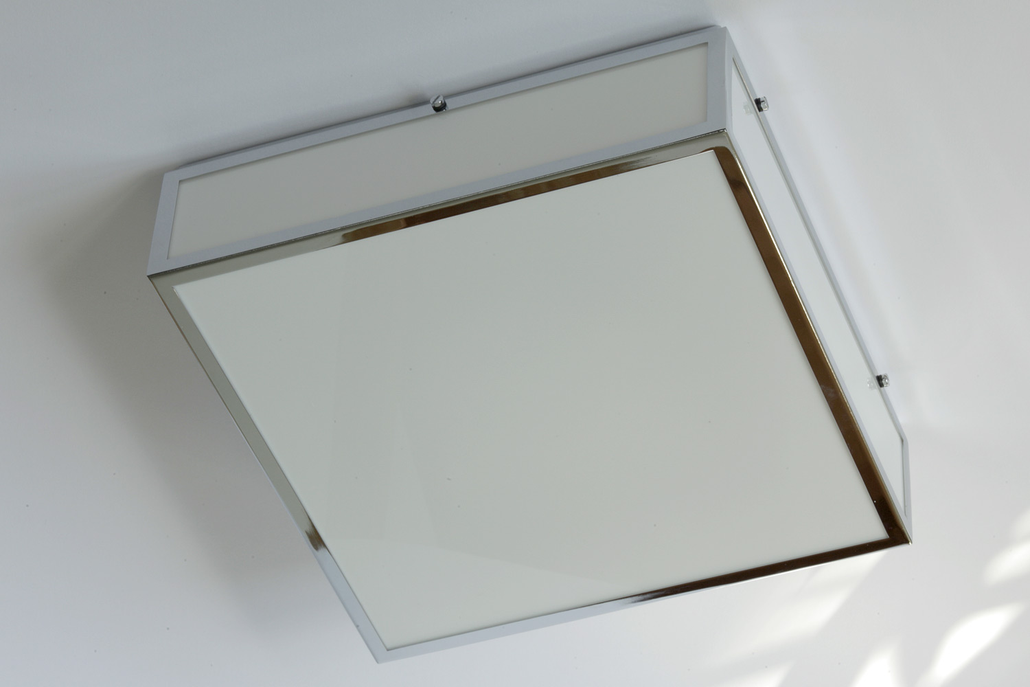 IP44 LED Quadratische Deckenleuchte für das Badezimmer 30 cm: Quadratische Bad-Deckenleuchte mit LED in Chrom: Funktionales Understatement in exklusiver Qualität