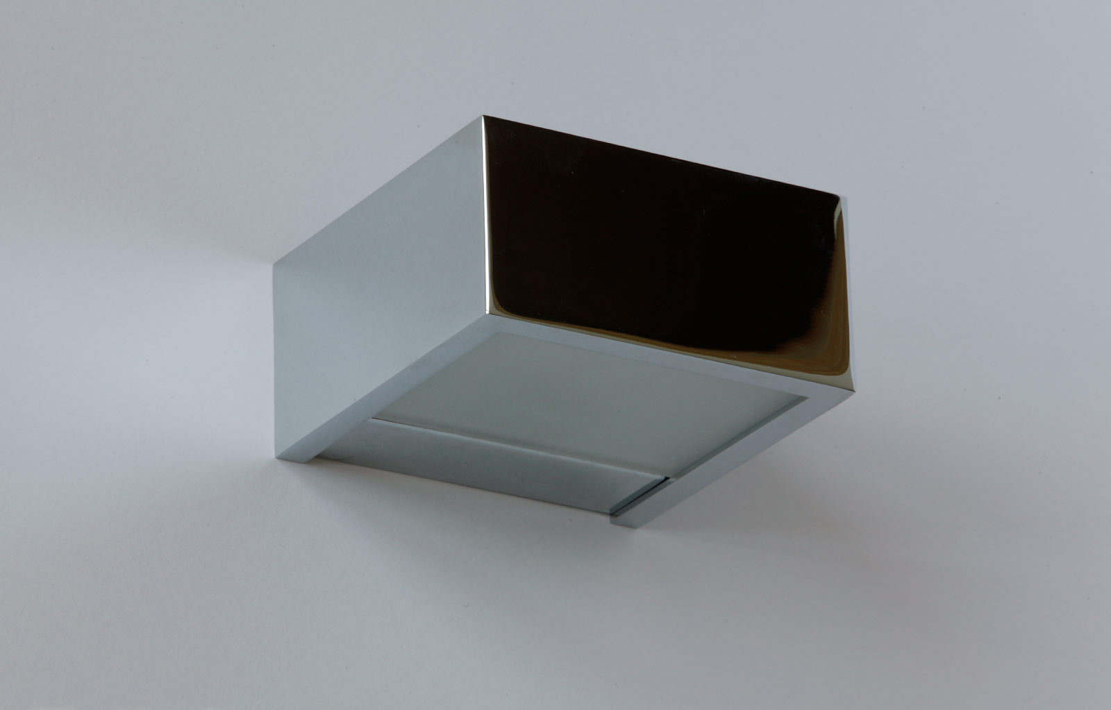 QUAD Wandleuchte oder Spiegelleuchte Bad: Badezimmer-Wandfluter, Chrom, Modell 1 mit 10 cm Breite