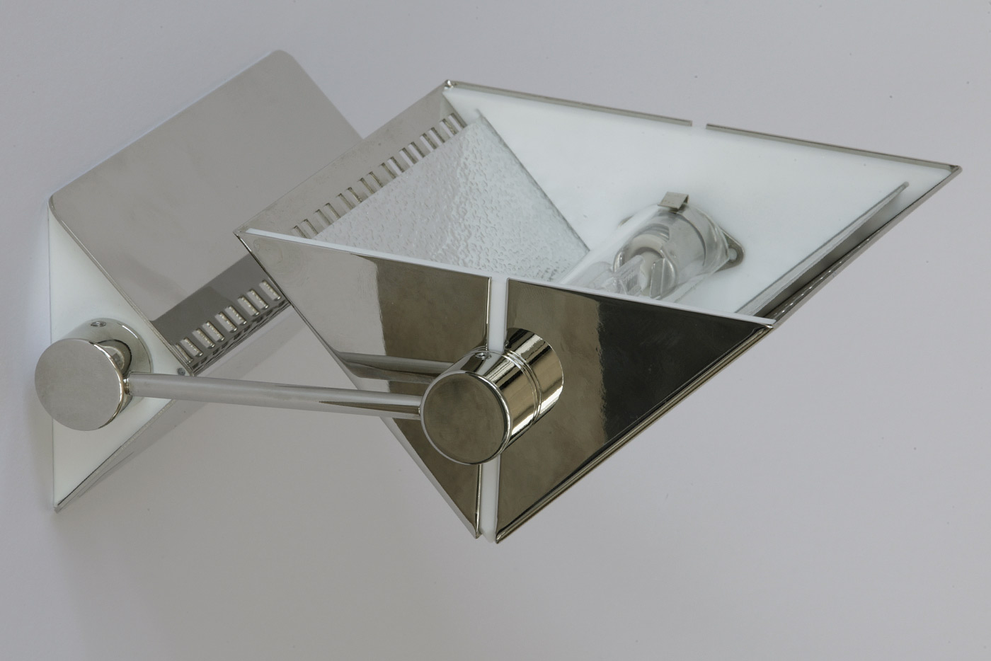 Bild 3: Frühere Ausführung mit Halogen-Soffitte Verstellbarer Art déco-Wandfluter LUXUS, vernickelt: Frühere Ausführung mit Halogen-Soffitte