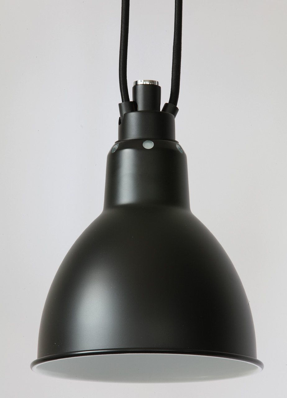 Bild 4: Schirmtyp ROUND L mit Ø 17 cm Hängeleuchten-Gruppe mit 7 variablen Schirmen Les Acrobates N° 327: Schirmtyp ROUND L mit Ø 17 cm