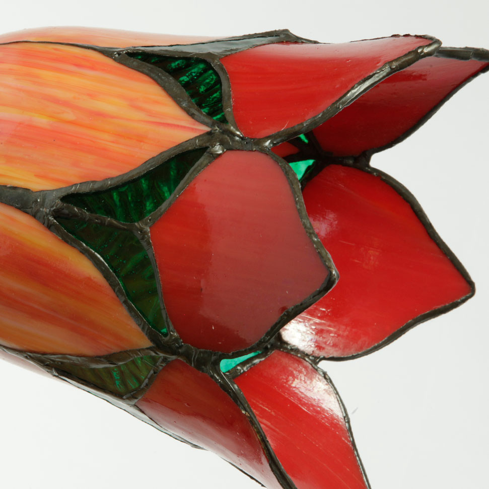 Zweiflammige Tiffany-Wandleuchte mit roten Blütenschirmen, Bild 4