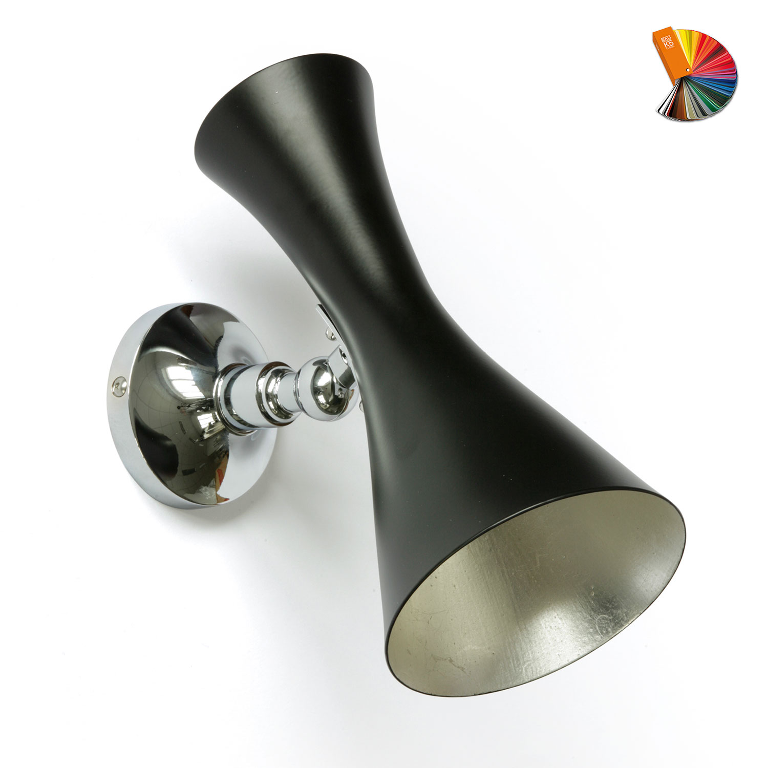 Kleine Mid Century-Wandleuchte mit Gelenk und Doppelschirm Kleine Mid Century-Wandleuchte mit Gelenk und Doppelschirm