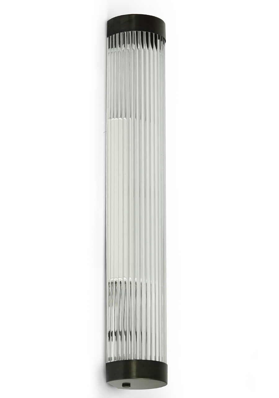 Schmale Art Déco-Wandleuchte LED IP44: Art déco pillar light von Davey lighting