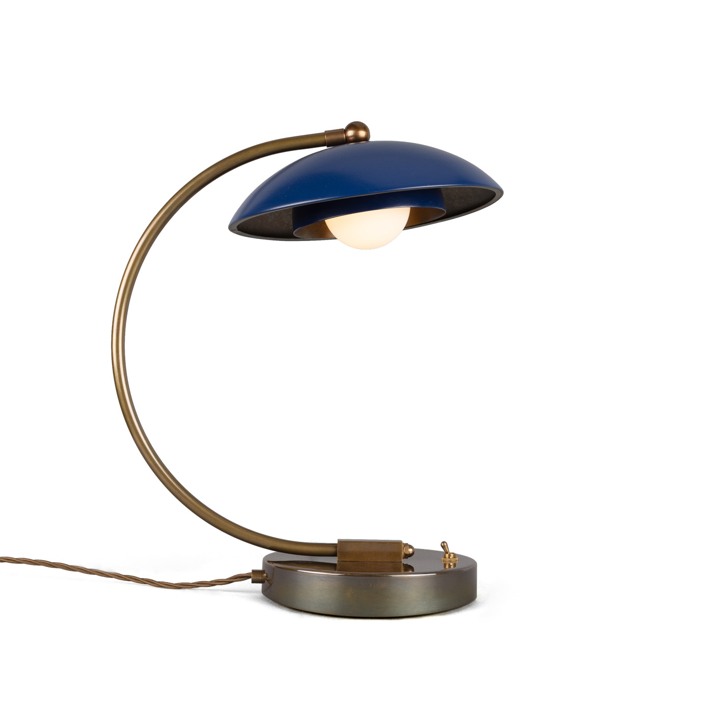 Klassische Bogen-Schreibtischleuchte mit farbigem Schirm Klassische Bogen-Schreibtischleuchte mit farbigem Schirm