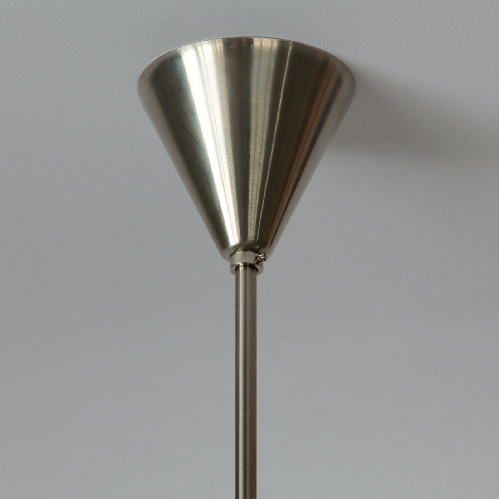 Stab-Pendelleuchte mit kleinem Tropfen-Opalglas, Bild 6