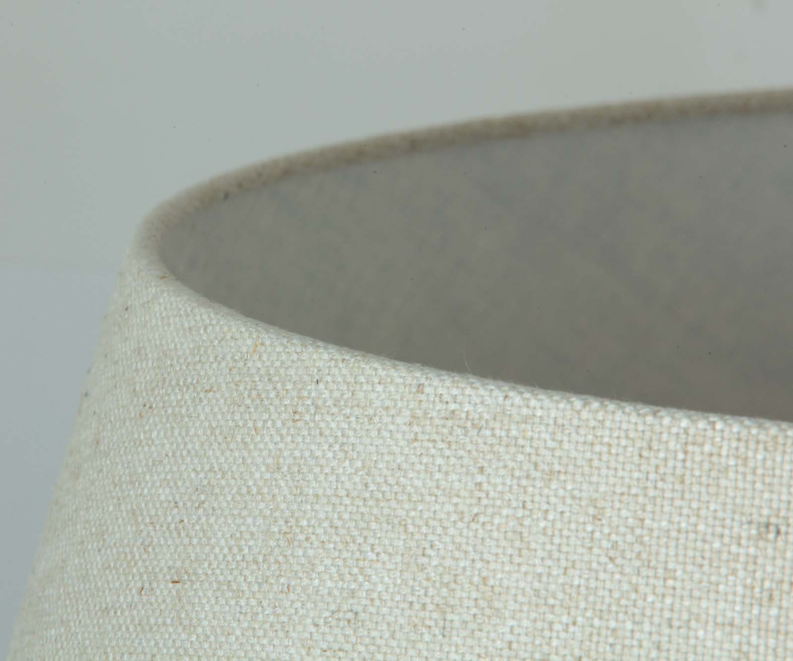 Fig. 7: Stoffschirm Leinen Natur (662) TONJO Voluminous Fabric Shade Table Lamp Ø 60 cm: Stoffschirm Leinen Natur (662)