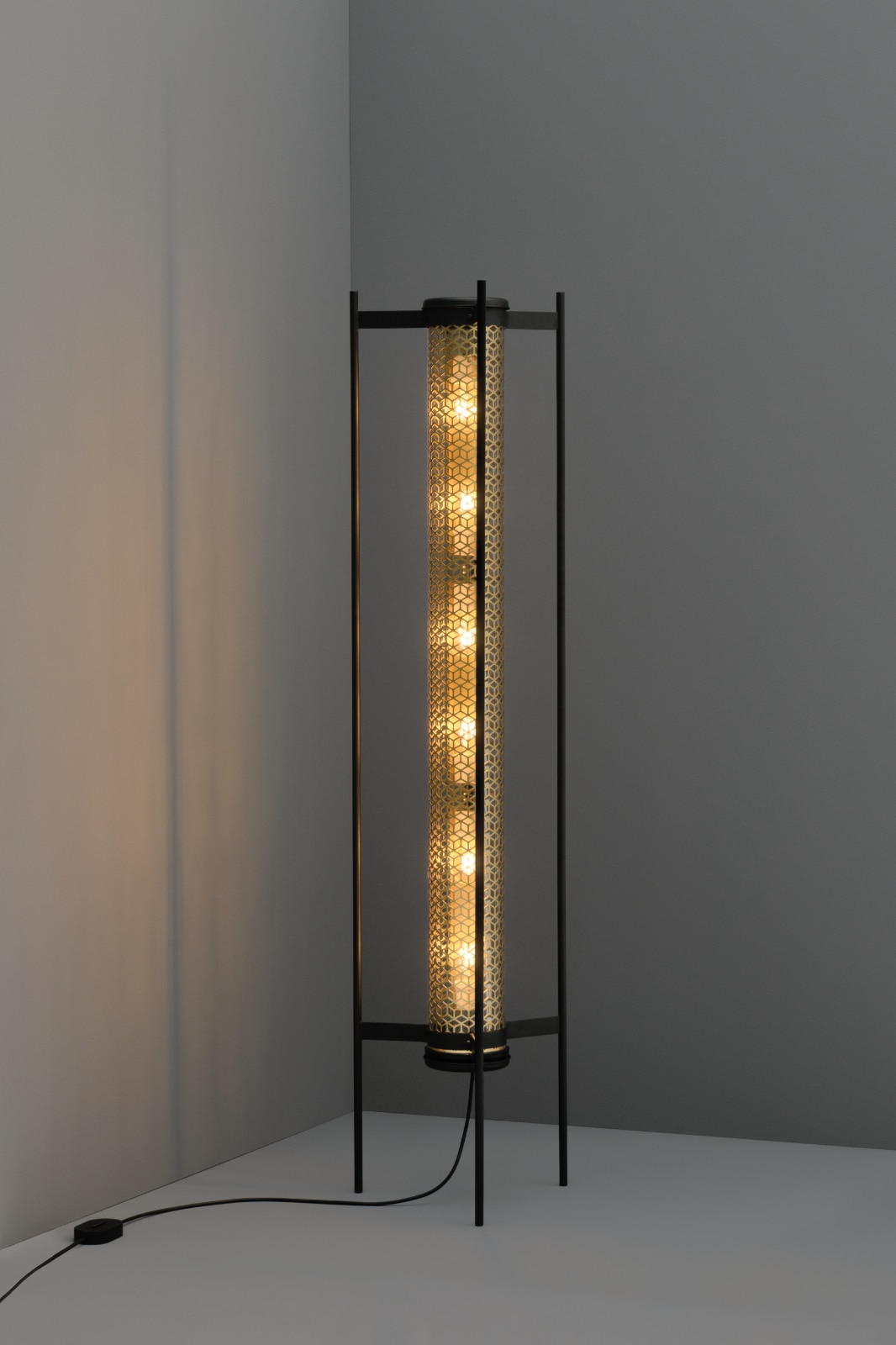 VENDÔME FLOOR Design Floor Light with Golden Perforated Grid, Fig. 4 VENDÔME FLOOR Design Floor Light with Golden Perforated Grid, Fig. 4