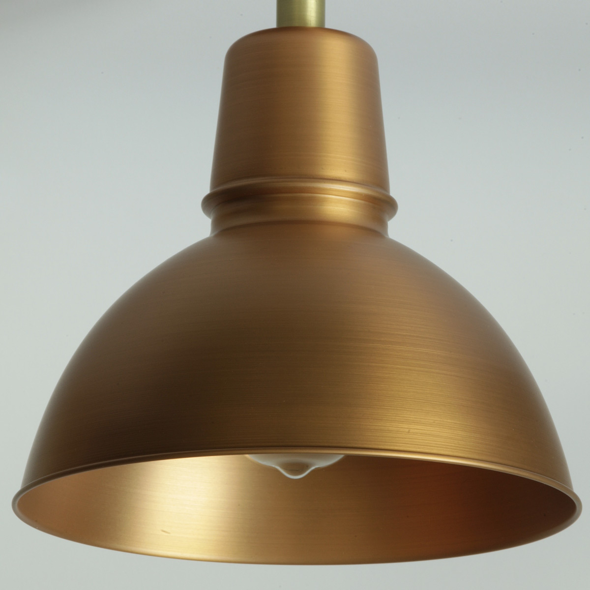 KÖLN I Bauhaus-Gelenkleuchte: Schirm mit Ø 250 mm, hier in Kupfer matt lackiert