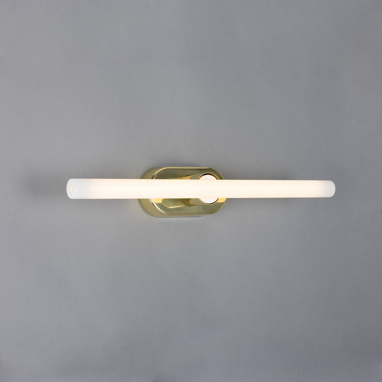 Minimalistische Wand- oder Spiegelleuchte aus Messing: Messing poliert, Modell 2