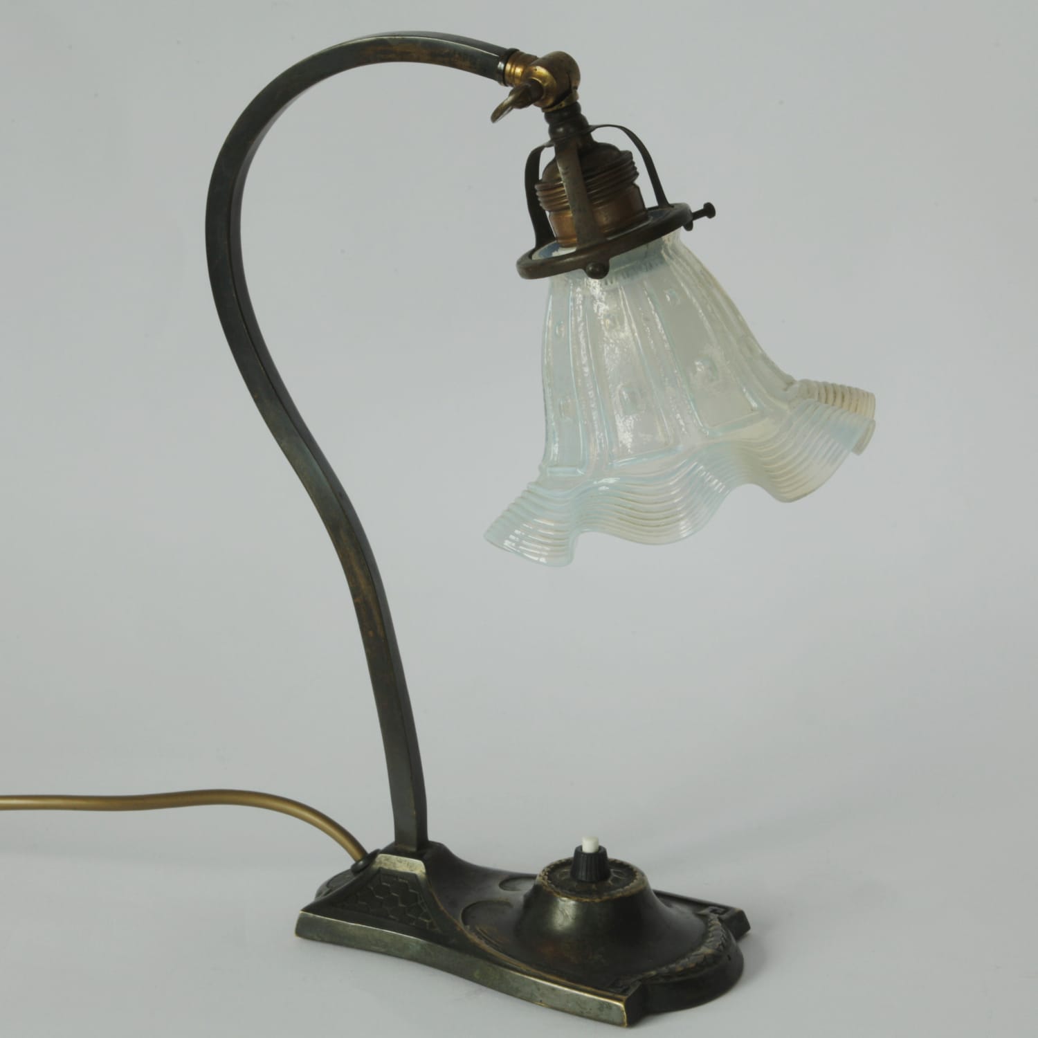 Original Art Nouveau Table Lamp with Aniseed Coloured Glass, 1920 – SOLD Original Art Nouveau Table Lamp with Aniseed Coloured Glass, 1920 – SOLD