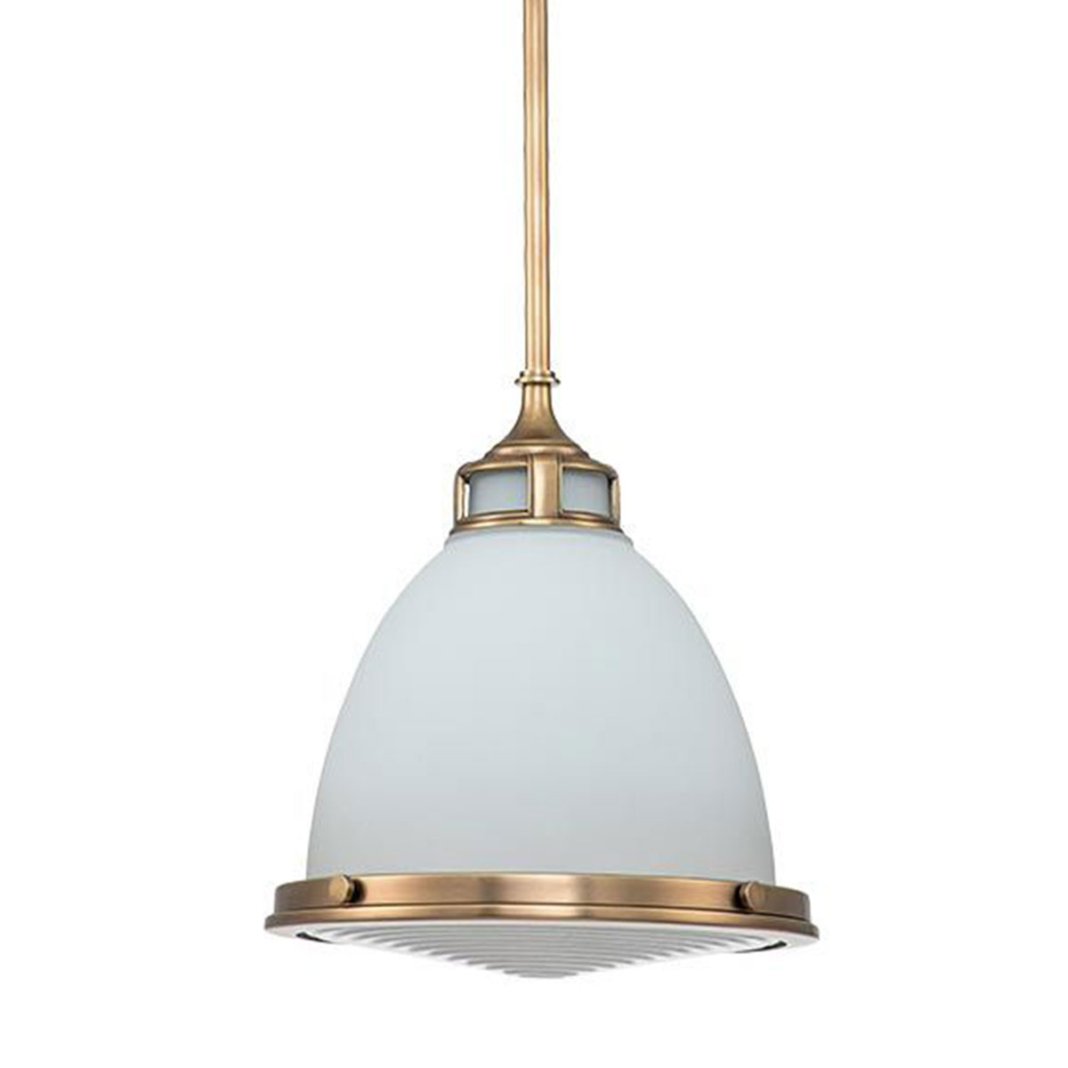 Traditionelle Pendelleuchte mit Opalglas im angelsächsischen Stil