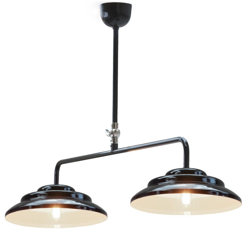 ART DÉCO II Doppel-Pendelleuchte mit flachen Blechschirmen ART DÉCO II Doppel-Pendelleuchte mit flachen Blechschirmen