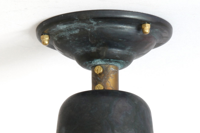 BERLIN Decken- und Rohr-Pendelleuchte Patina Kugelglas Ø 35/40/45/50/60 cm: Deckenteil der Deckenleuchte mit Messing-Muffe