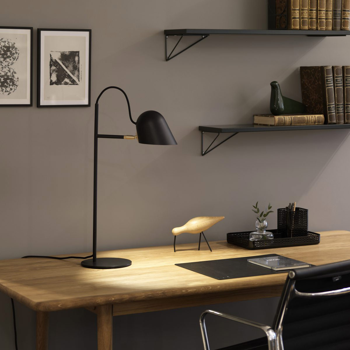 Moderne schwedische Design-Tischleuchte STRECK mit LED, Bild 3