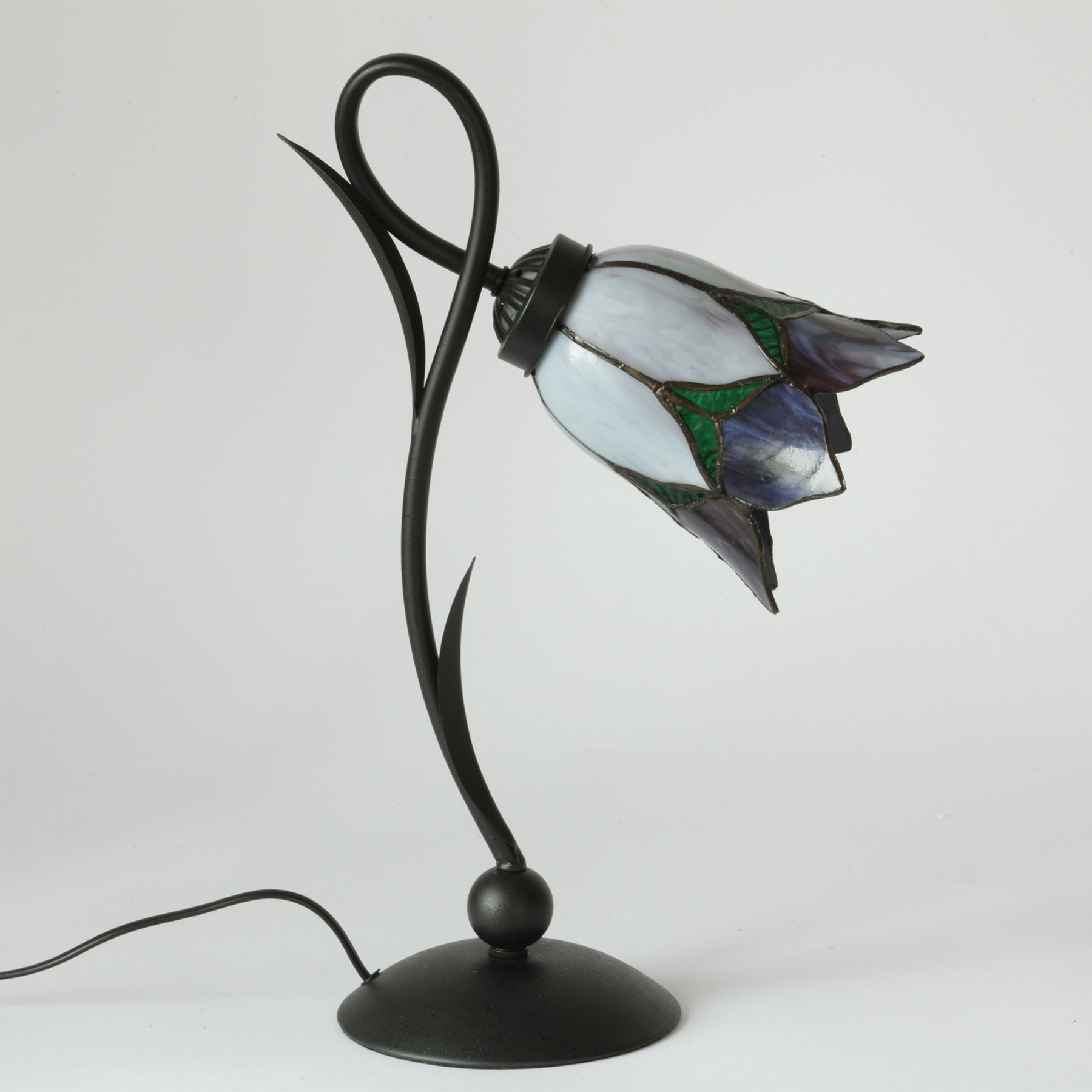 Tiffany table light with purple flower shade, Fig. 2
