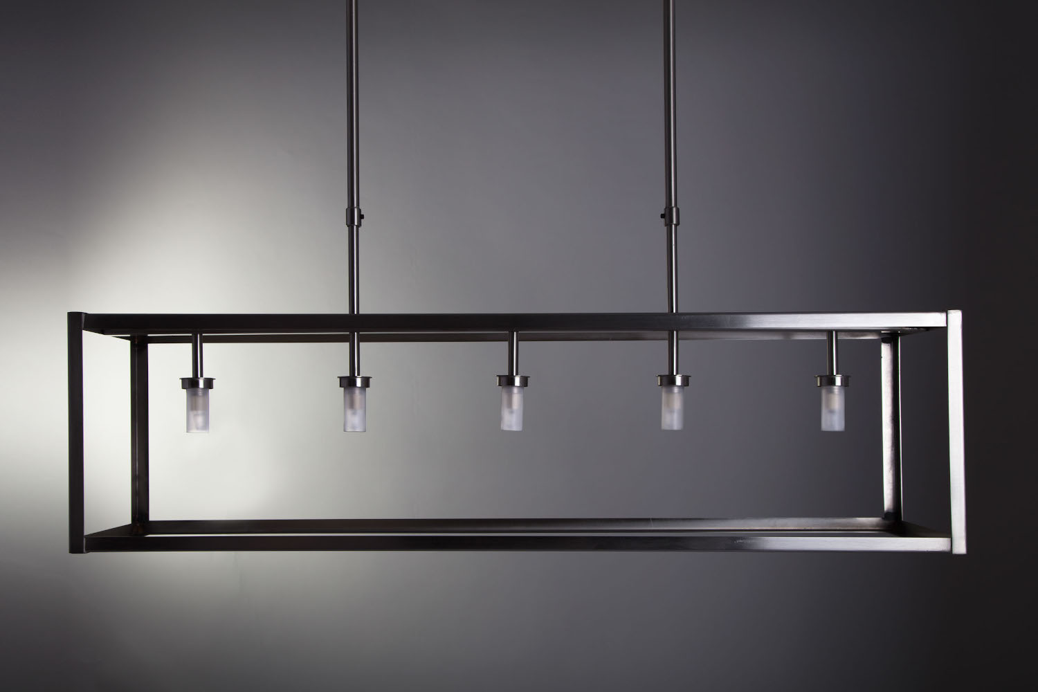 Langer Kasten-Leuchter aus Messing, z.B. für die Kücheninsel, Bild 5 Langer Kasten-Leuchter aus Messing, z.B. für die Kücheninsel, Bild 5