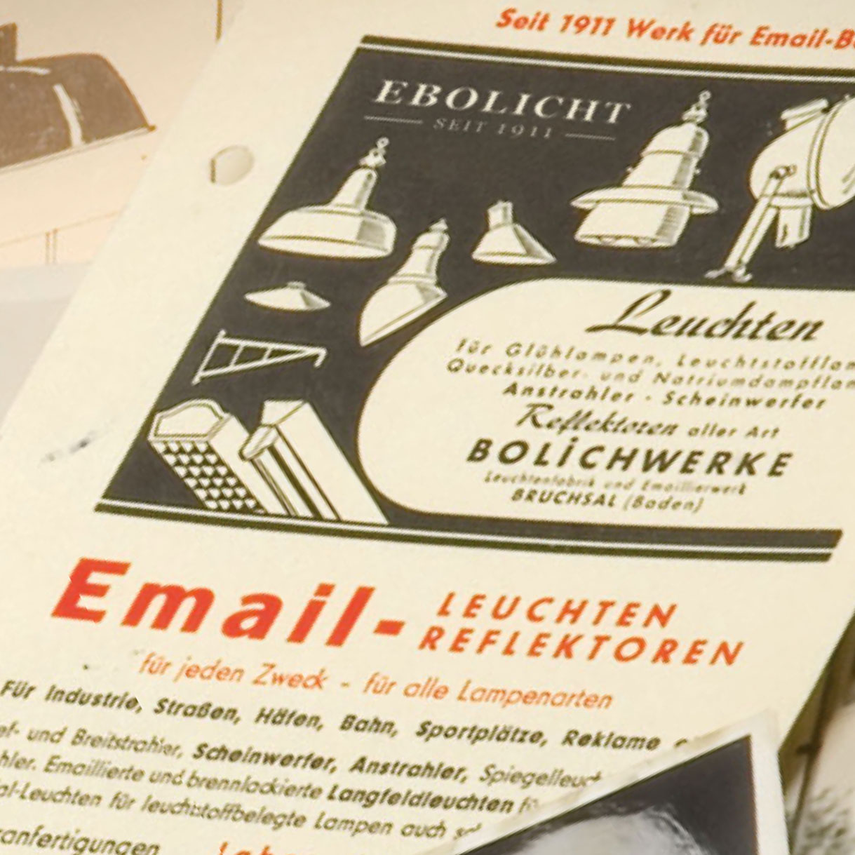Einzelstücke mit antikem Emaille-Schirm: Hängeleuchte KÖLN 200 mm: Historisches Werbematerial „Email“, ca. 1950