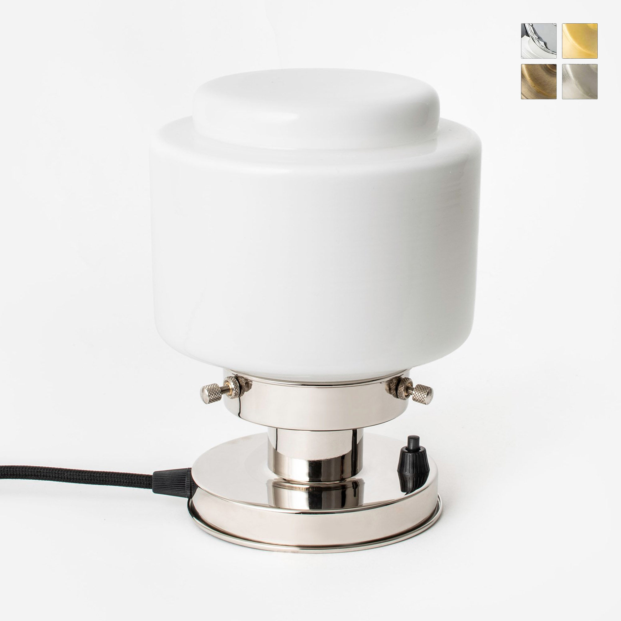 Kleine Art Déco-Tischleuchte mit gestuftem Zylinderglas Kleine Art Déco-Tischleuchte mit gestuftem Zylinderglas