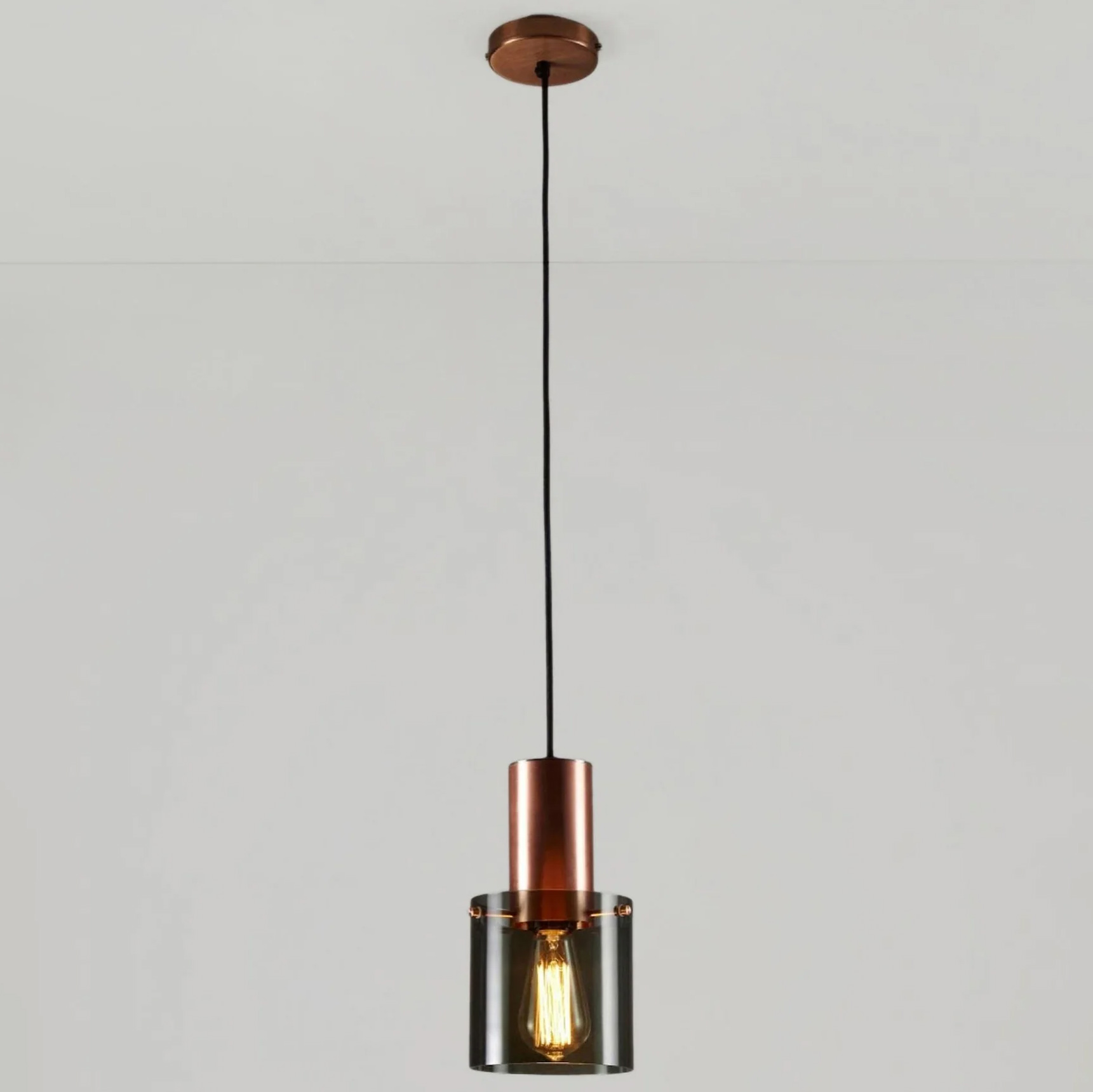 Brass or copper glass-cylinder pendant lamp WALTER: Das kleine Modell mit Kupfer und Rauchglas