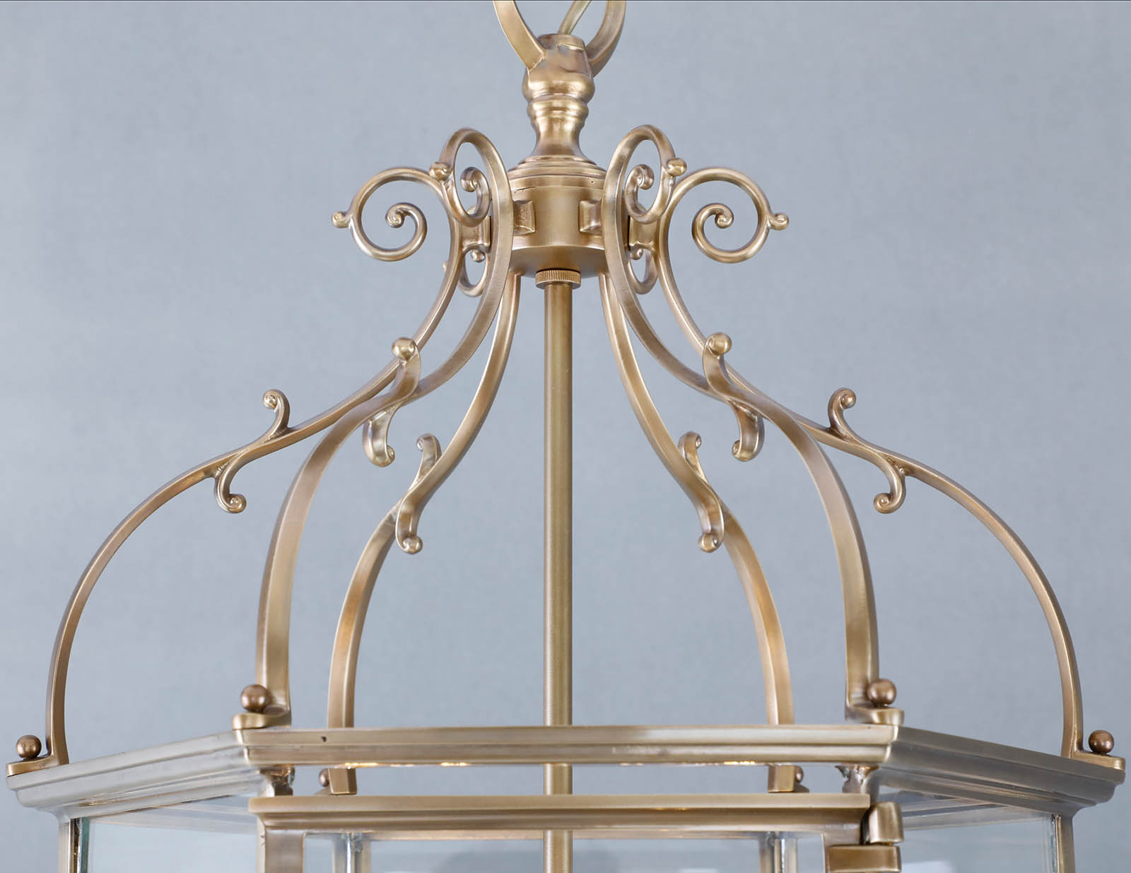 Große, 6-seitig verglaste Hänge-Laterne aus Messing, Bild 6 Große, 6-seitig verglaste Hänge-Laterne aus Messing, Bild 6