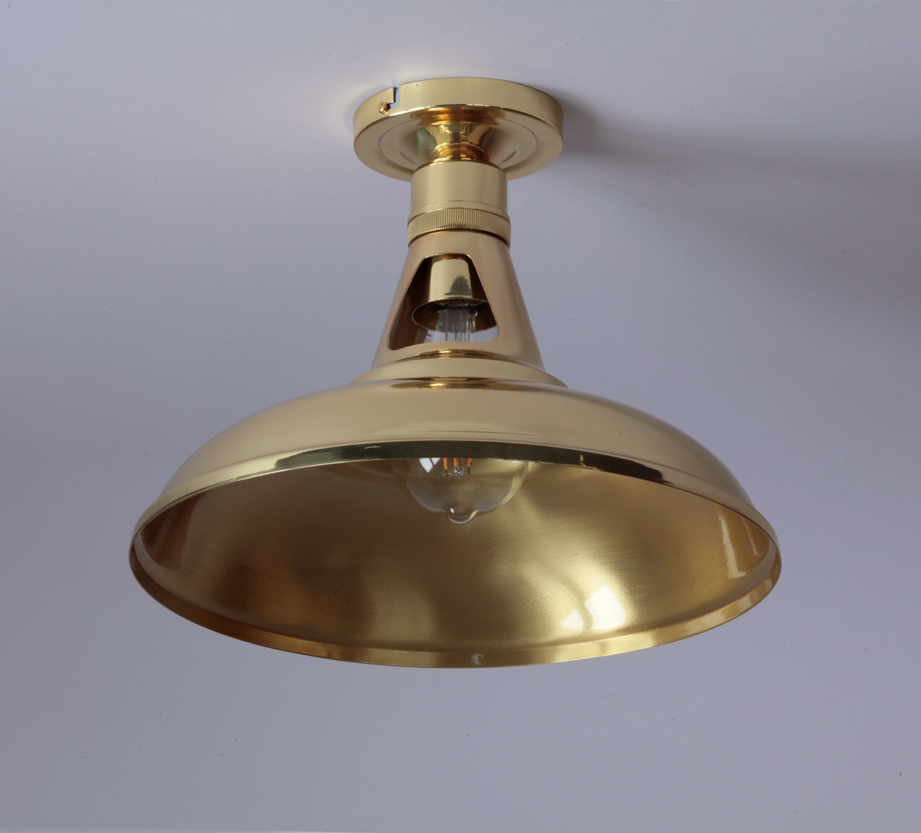 Messing-Deckenlampe mit offenem Dom, Ø 30 cm: Messing poliert