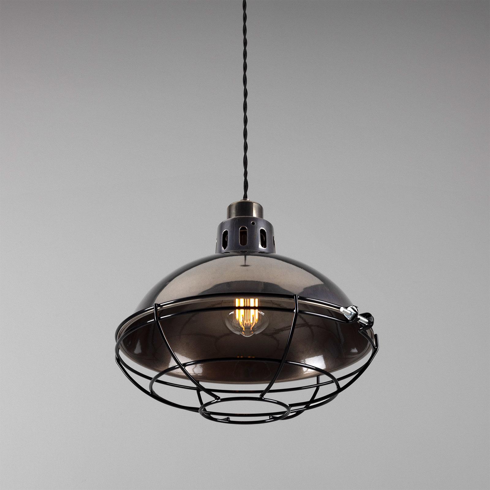 Klassische Fabriklampe aus Messing mit Schutzgitter-Käfig, 32 cm: Messing alt-silbern patiniert