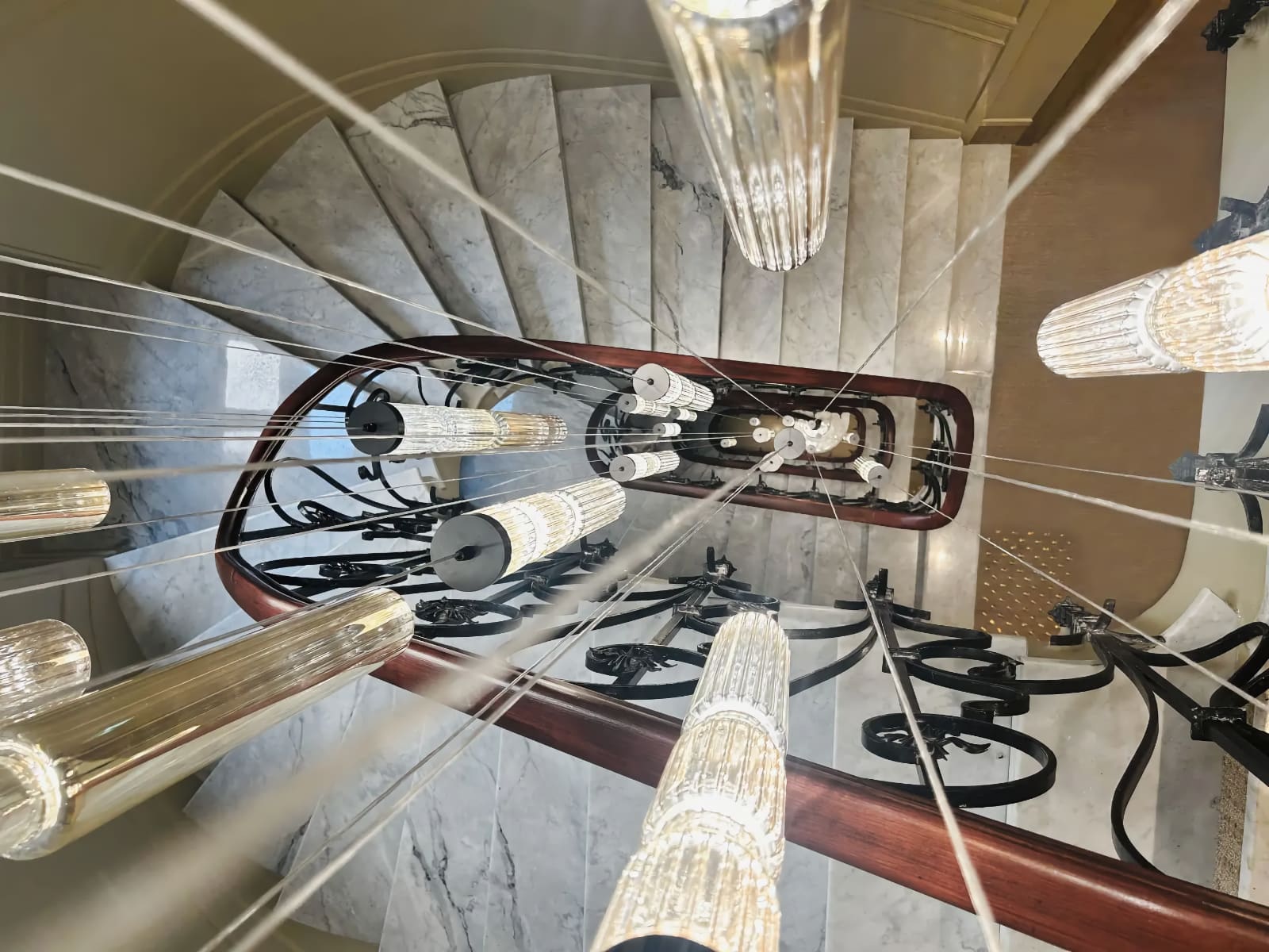 Schmale Glasröhren-Leuchte SAGANO, vier Größen, Bild 21 Schmale Glasröhren-Leuchte SAGANO, vier Größen, Bild 21